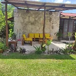 Aldea Isla Sagrada